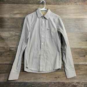 Hollister Men's Gray Striped Casual Shirt